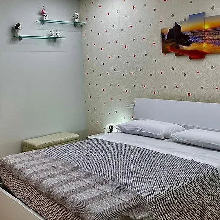Appartamento Casa Crispino Mansarda N3 Per 3 Persone Frattaminore Exterior photo